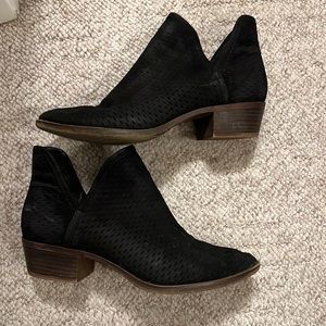 Women’s Lucky Brand black boots